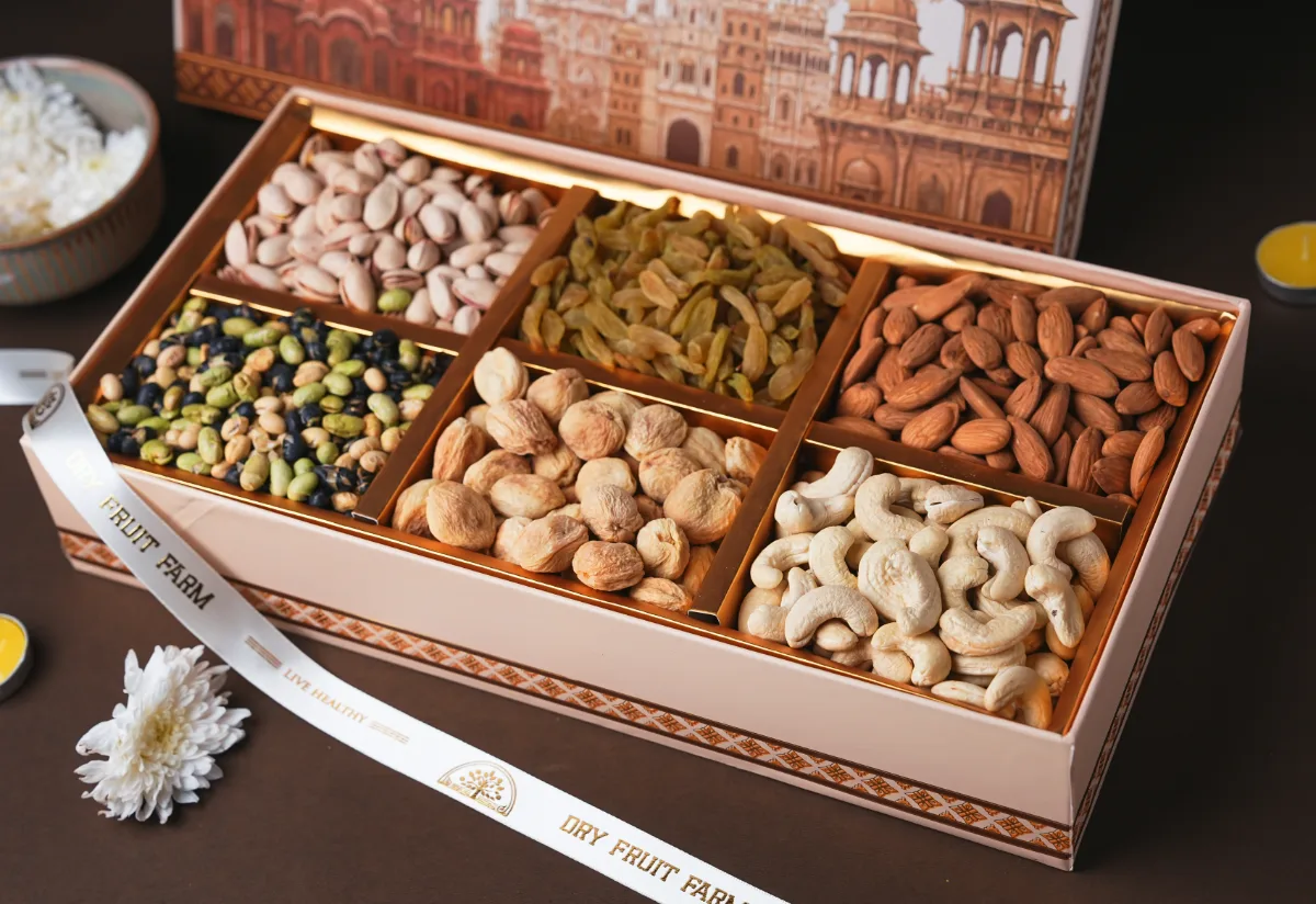 6-Part Gift Box thumb 3