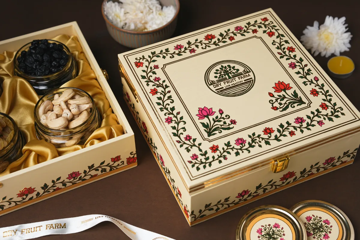 MDF 4-JAR Gift Box White Lotus