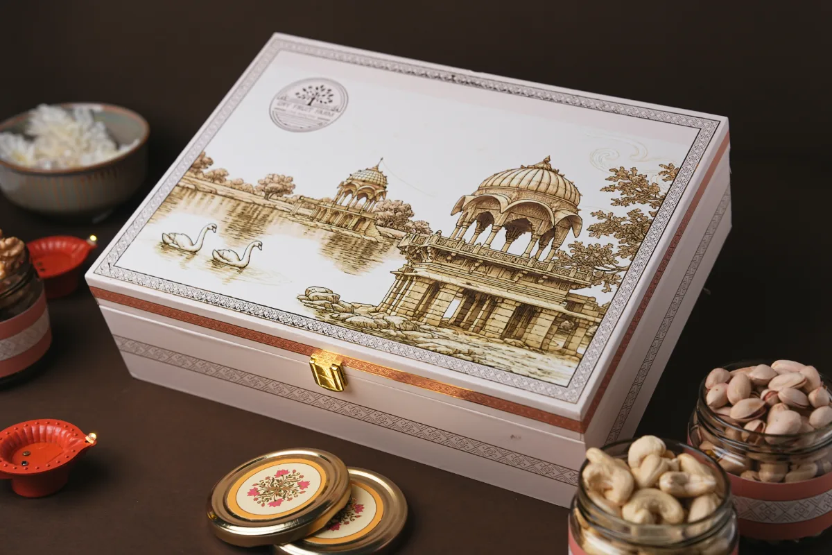 MDF 6-JAR Gift Box White